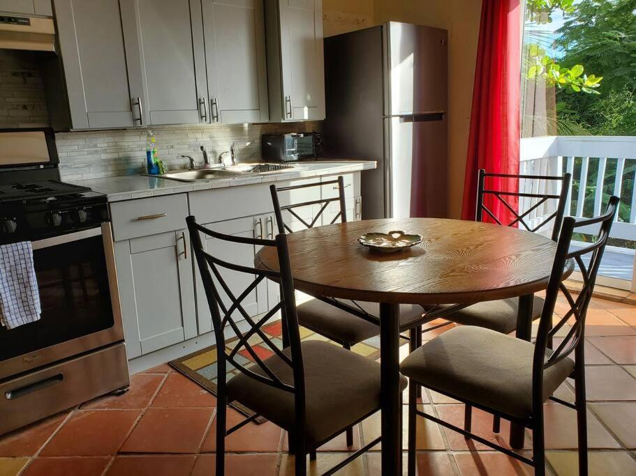 The Cottage At Villa Indigo Charlotte Amalie Eksteriør bilde
